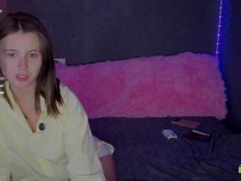 sweet_twix webcam bongacams model stream image