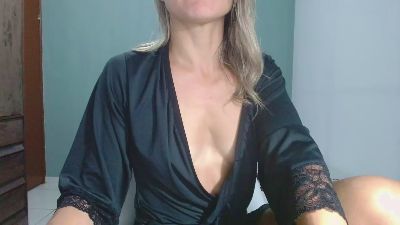 Emilly_ webcam model stream image