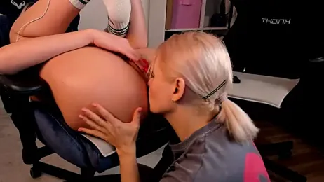 hotblonds webcam model stream image