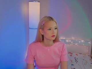 dionnamoos webcam model stream image