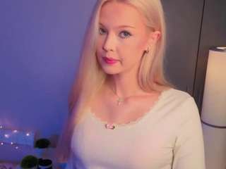 dionnamoos webcam model stream image