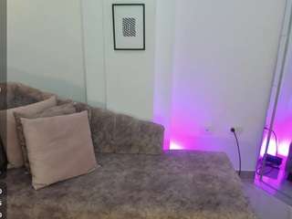 july-adams webcam model stream image