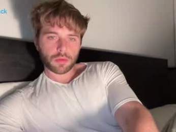 hot8pack01 webcam model stream image