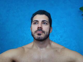 Cutler Q webcam flirt4free model stream image