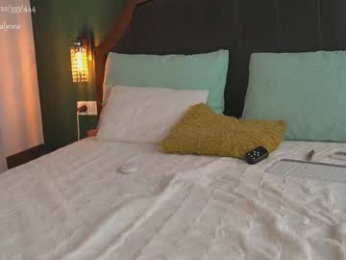 alyonaqueen_ webcam model stream image