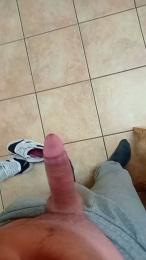manudu33 webcam model stream image