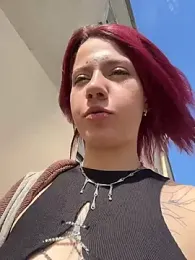 Lilly__Kiss webcam stripchat model stream image