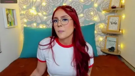 HazzelGray webcam model stream image