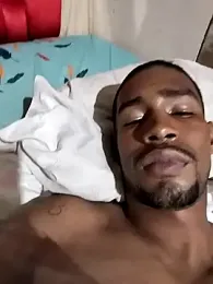 Kesurra webcam stripchat model stream image