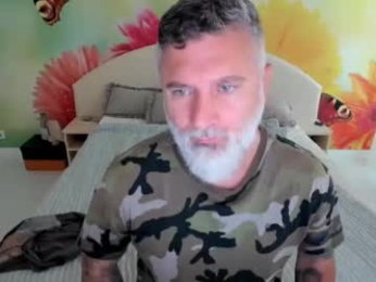 blowmyxxl webcam model stream image