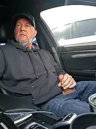 moonbeam37 webcam model stream image