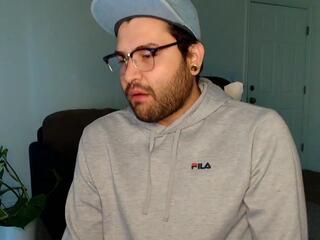 Sven Olson webcam model stream image