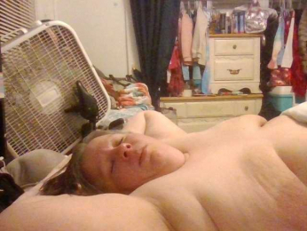 starlight1983 webcam model stream image