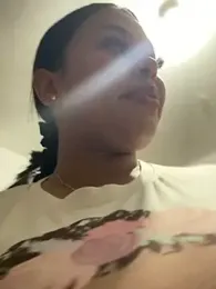 PUSHYLATE webcam stripchat model stream image