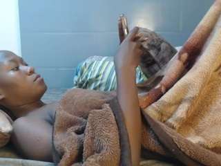 candylovingyolo webcam model stream image