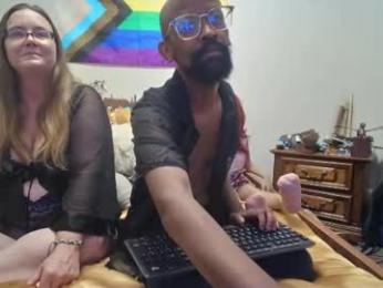 bandohusbando webcam model stream image