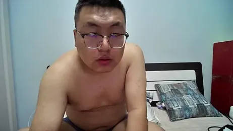 TuiGsuiqiuer webcam model stream image