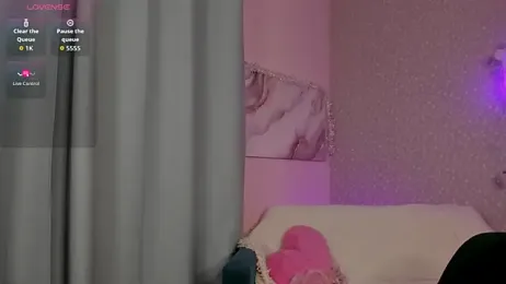 Linablueeyed webcam model stream image