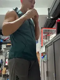 Paul22cm- webcam model stream image