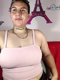 Yessi_rousse webcam stripchat model stream image