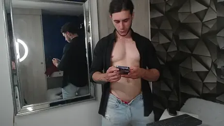 Latino_stud4u webcam model stream image