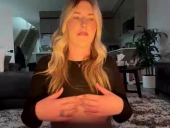 lilpinkbean webcam model stream image