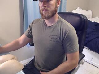 Dave E webcam model stream image