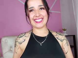 nitzzirouse webcam model stream image