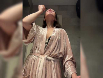 Girlaa webcam bongacams model stream image