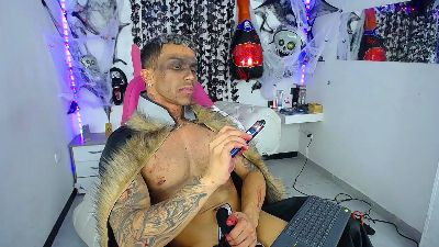 Leonard_Price webcam cam4 model stream image