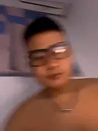 lixiaoshuai8 webcam model stream image