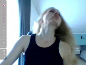 BlondaTina webcam model stream image