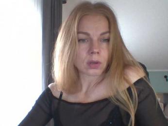 BlondaTina webcam model stream image