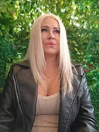 MILFBARBY webcam model stream image