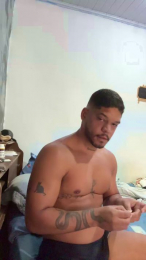 realcria1 webcam model stream image