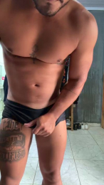 realcria1 webcam model stream image