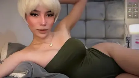 youngstunnagirl webcam stripchat model stream image