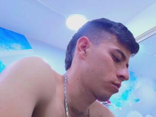 Matthew Mackalister webcam flirt4free model stream image