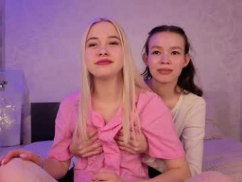 smile_with_nicole webcam model stream image