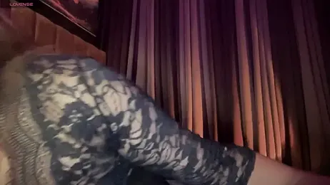 Lo_la_69 webcam model stream image