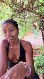 MaevaFrenchy webcam model stream image