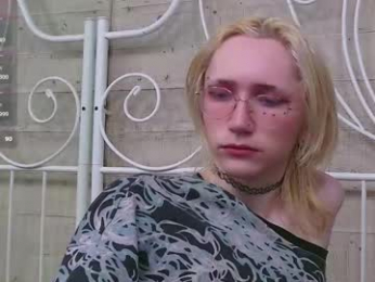 velvetqueer webcam model stream image