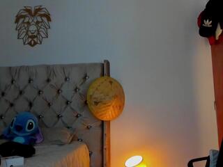 Andrew Wolf webcam model stream image