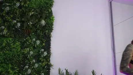 amiraroshen webcam model stream image