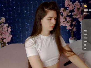 Mirror-Girl webcam bongacams model stream image