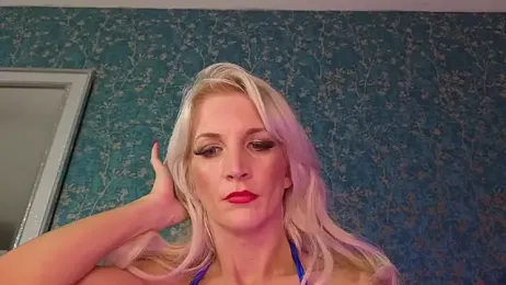 SereneXX webcam model stream image