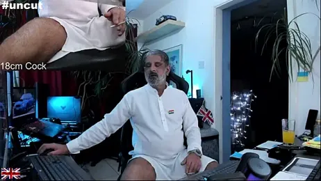 OnlineBossUK webcam model stream image