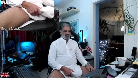 OnlineBossUK webcam model stream image