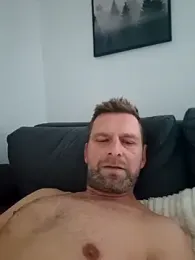 Mjn34 webcam model stream image