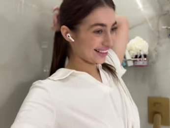 cuteelsa_ webcam model stream image